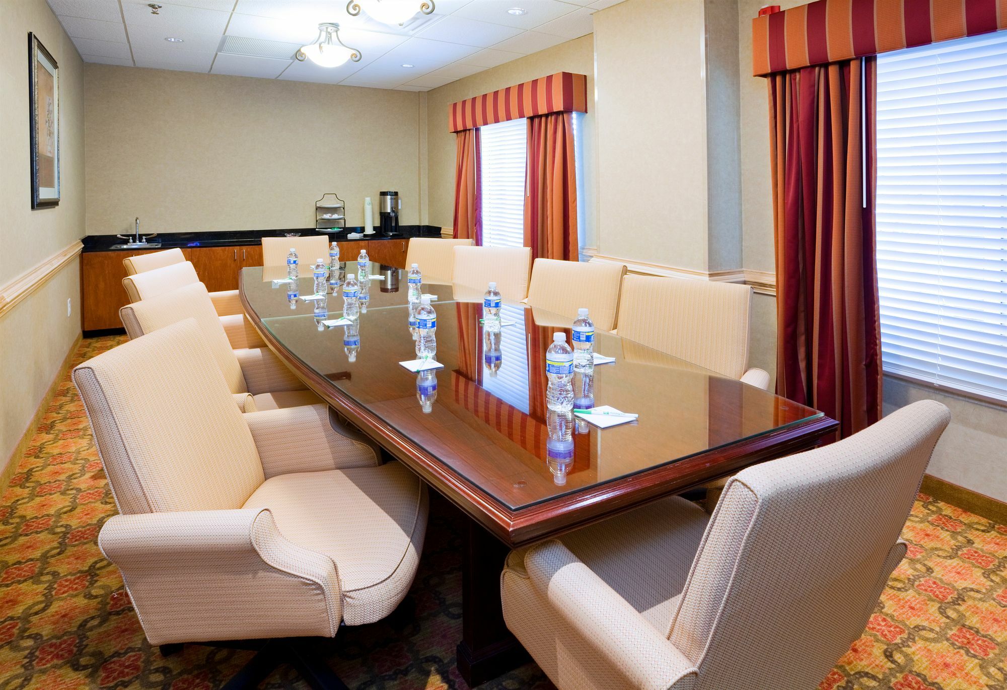 Comfort Suites Downtown ווינדזור מראה חיצוני תמונה